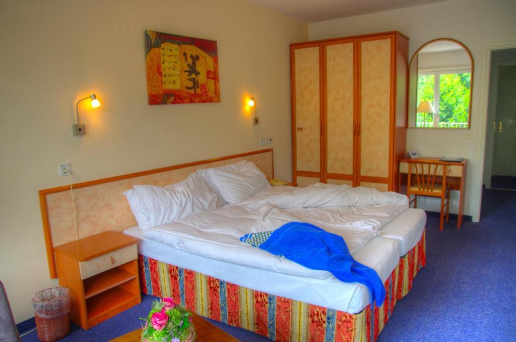 Excelsior Hotel 3*