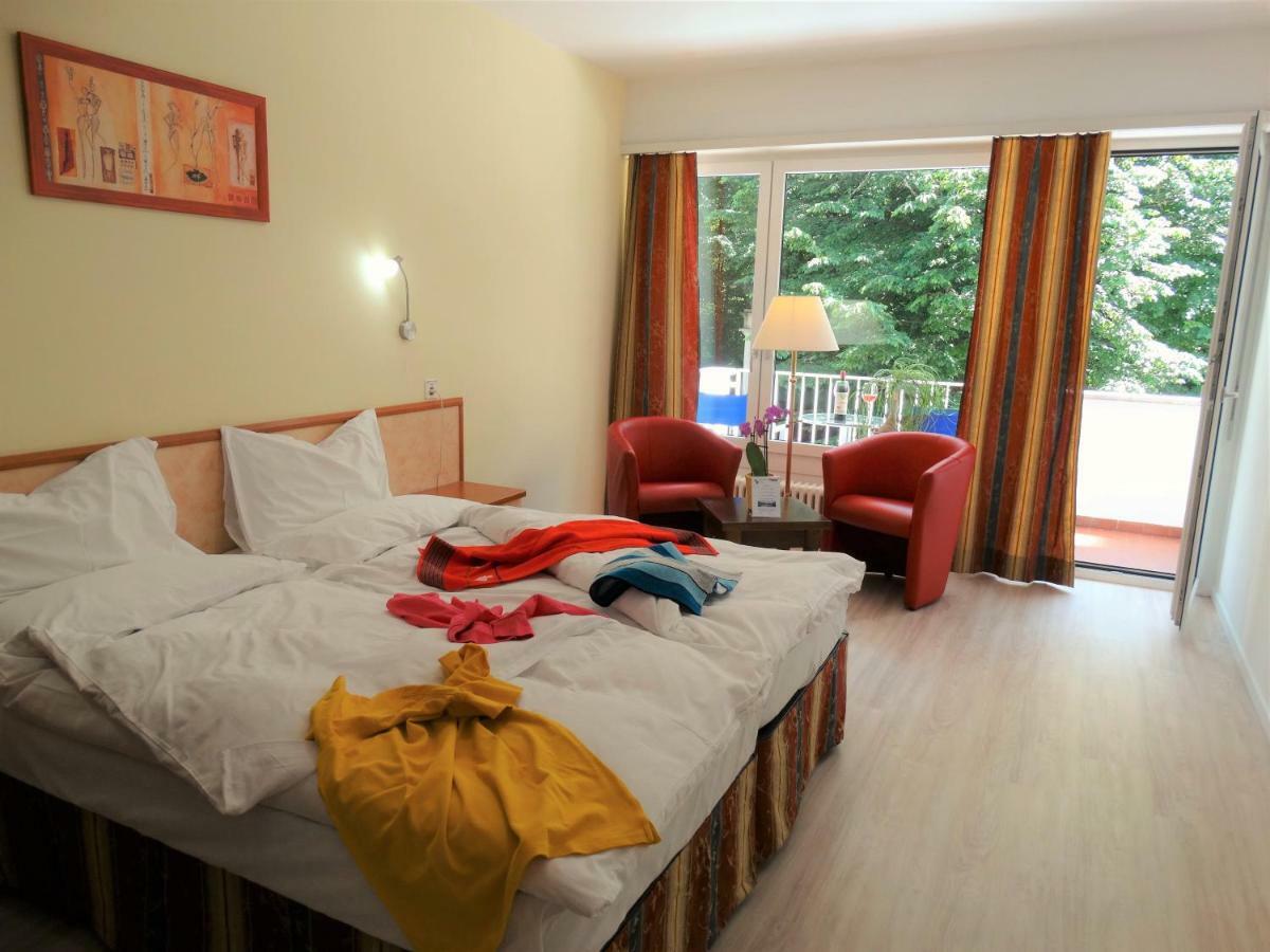 Excelsior Hotel 3*